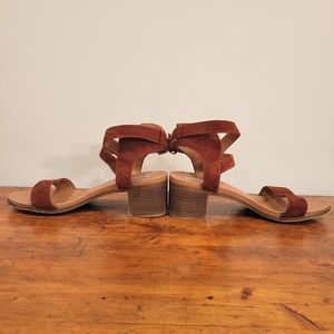 Steve Madden Casual Suede Heels